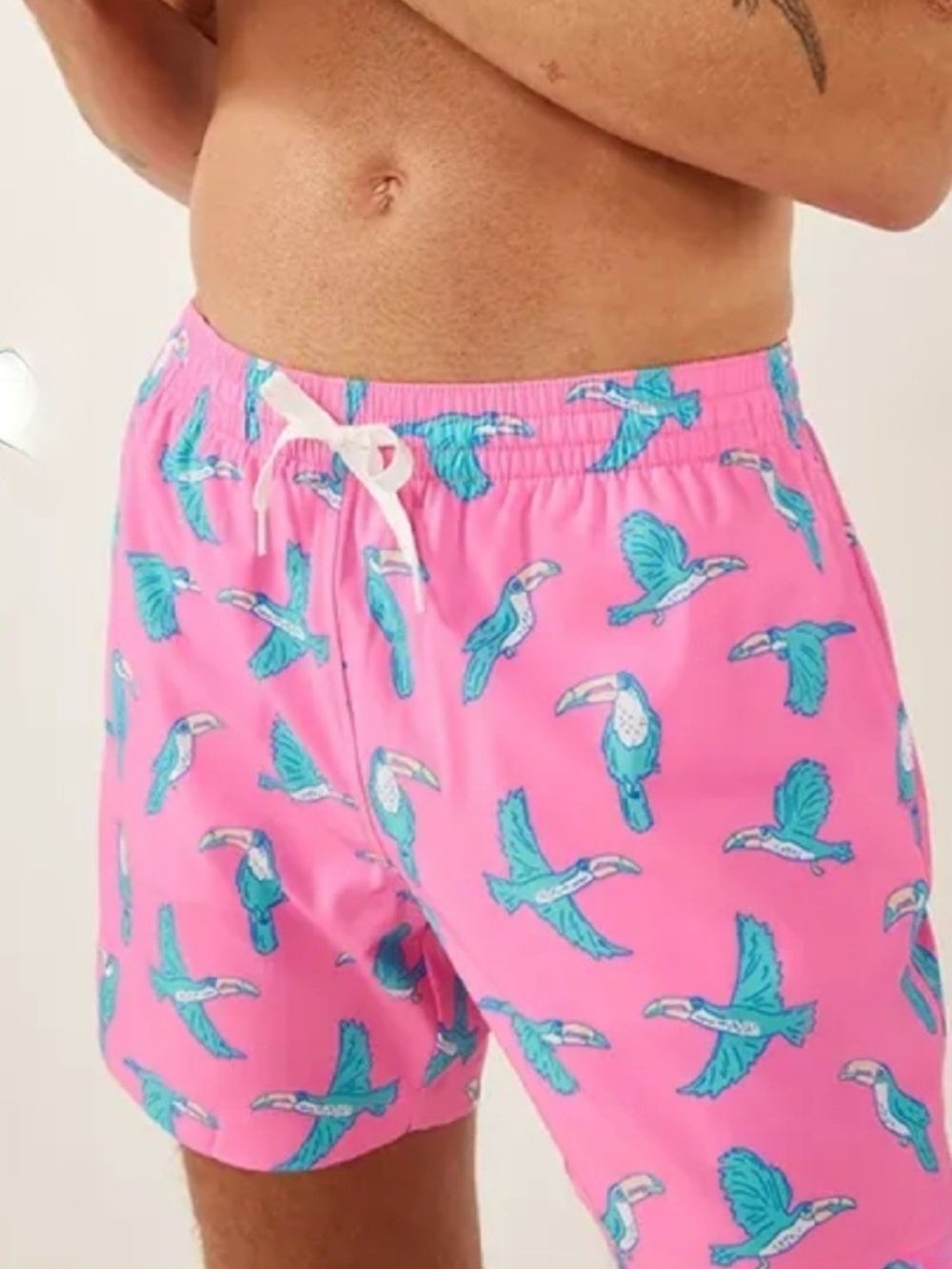 Chubbies NWT Pink/Teal Toucan Print Mesh Lined Drawstring Swim Trunks Sz LG